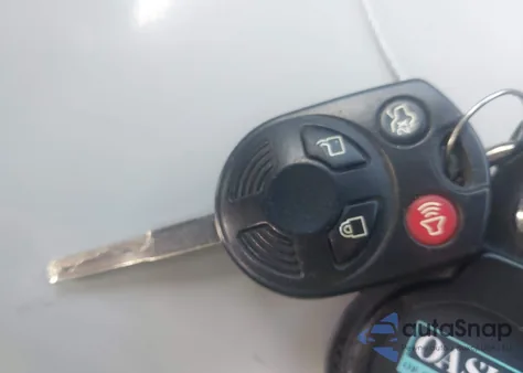 2016 Ford Focus Se из США, поврежденный, VIN 1FADP3F2XGL387890